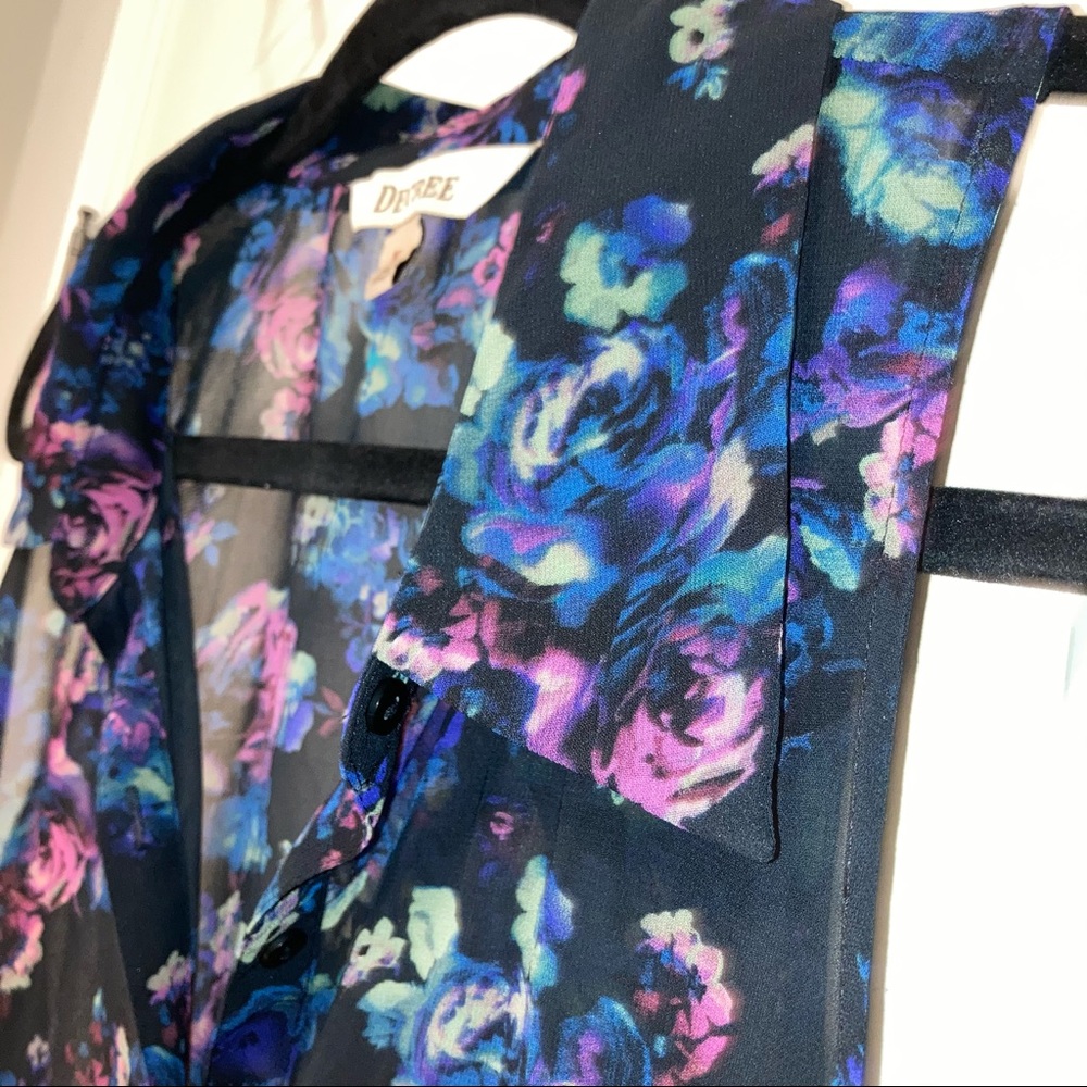 Decree Sheer Top